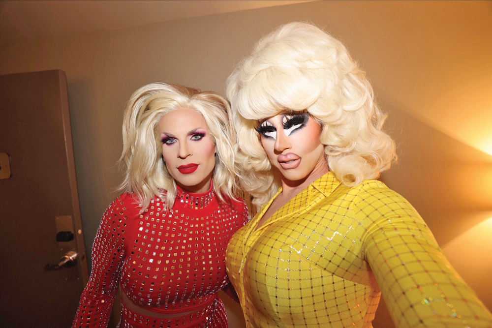 @katya_zamo (left) and @trixiemattel